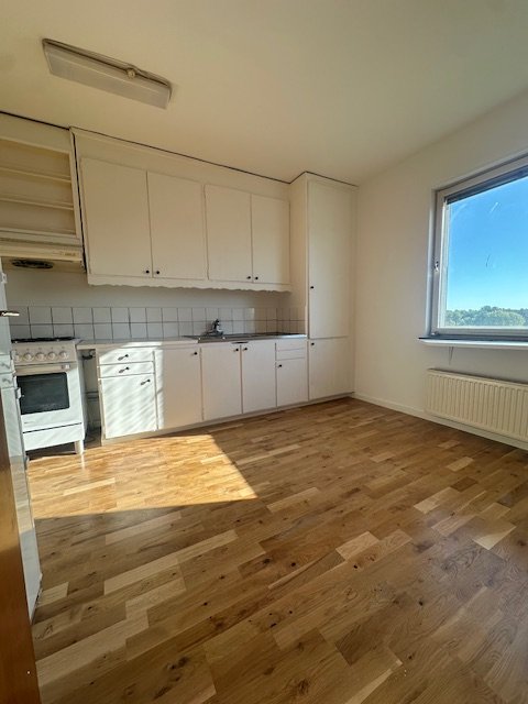 Lägenhet, 3 rooms, 81 sqm, Bandhagen