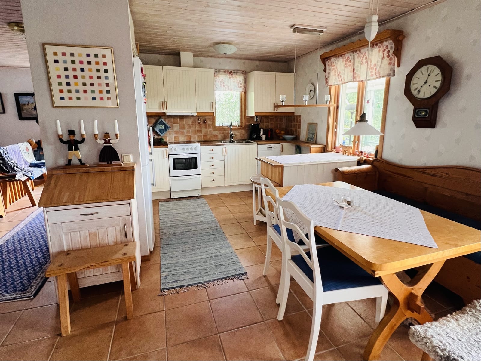 3 rok · 103 m² i Enköping – bild 8