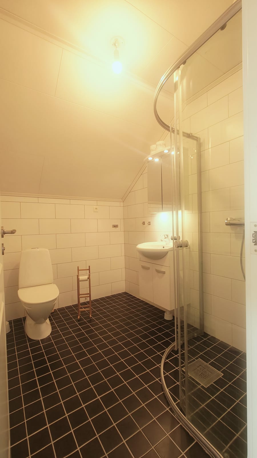 8 rok · 222 m² i Tullinge – bild 14
