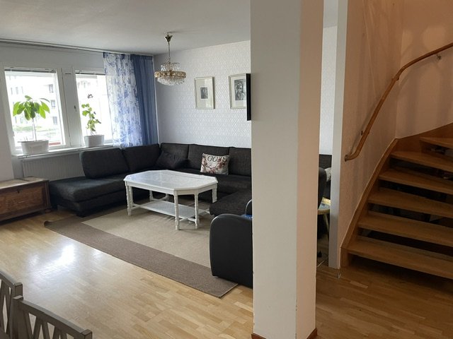 Lägenhet, 5 rooms, 115 sqm, Sollentuna – bild 2