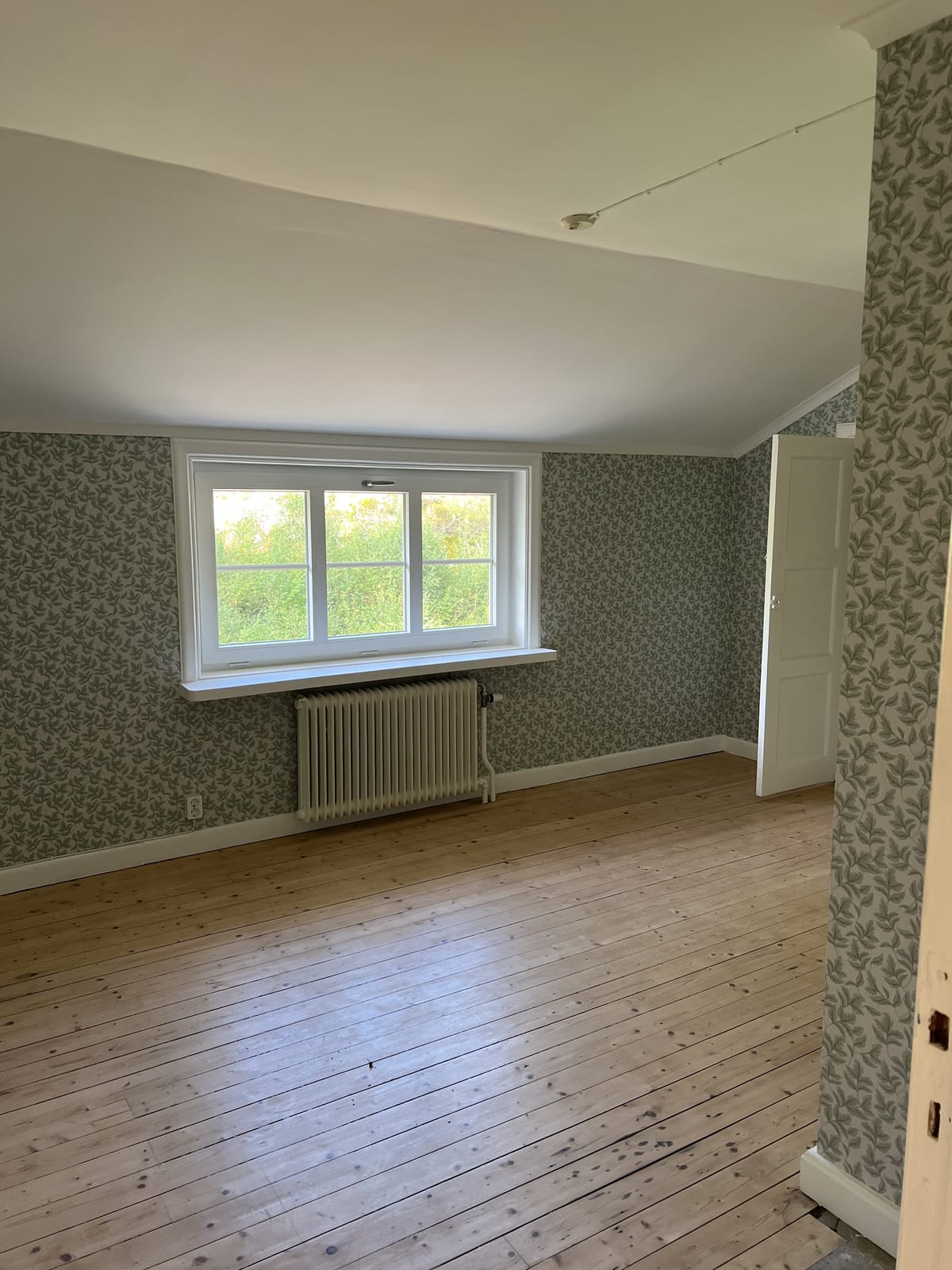 7 rok · 200 m² i Vagnhärad – bild 3