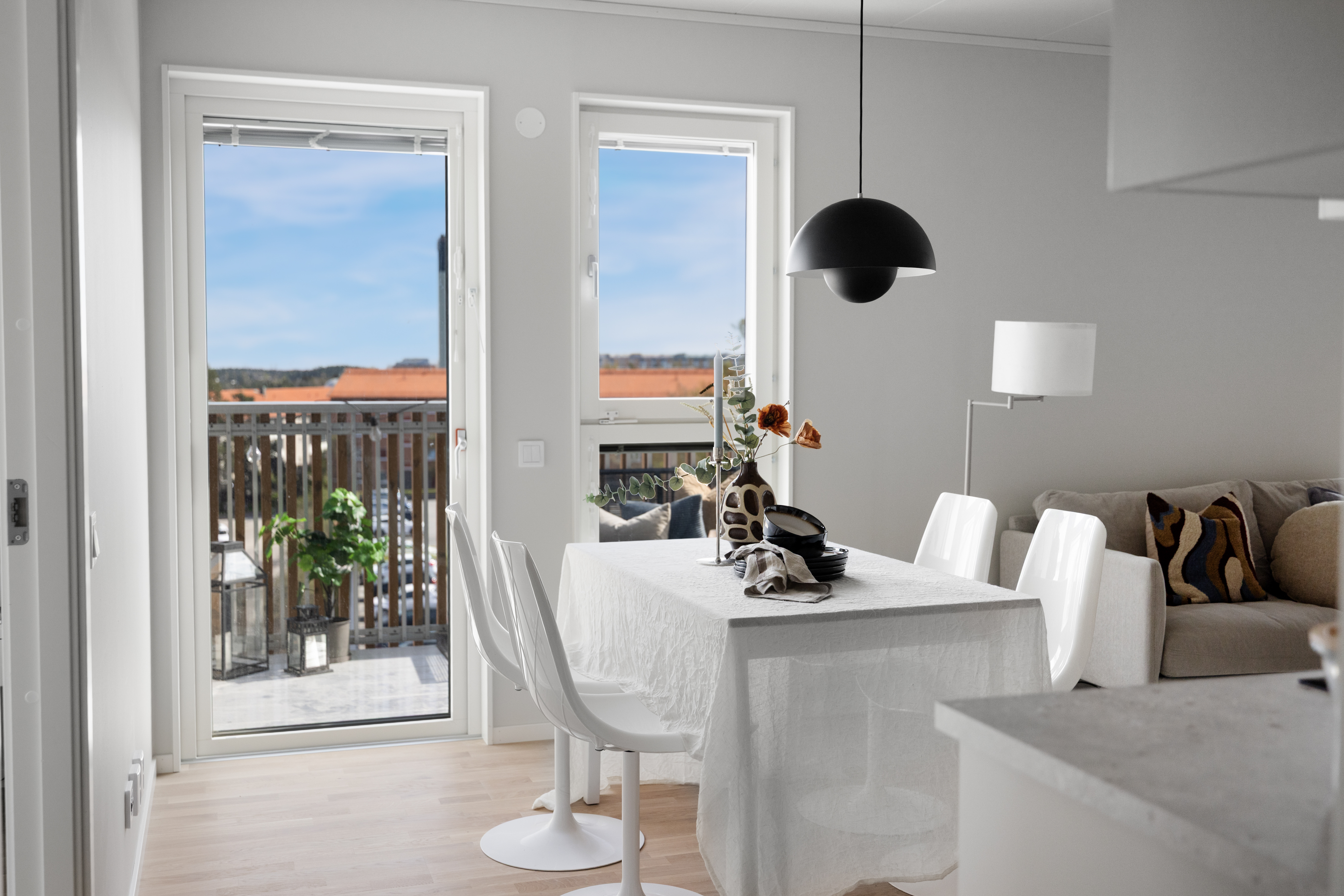 Lägenhet, 3 rooms, 55 sqm, Tyresö – bild 2