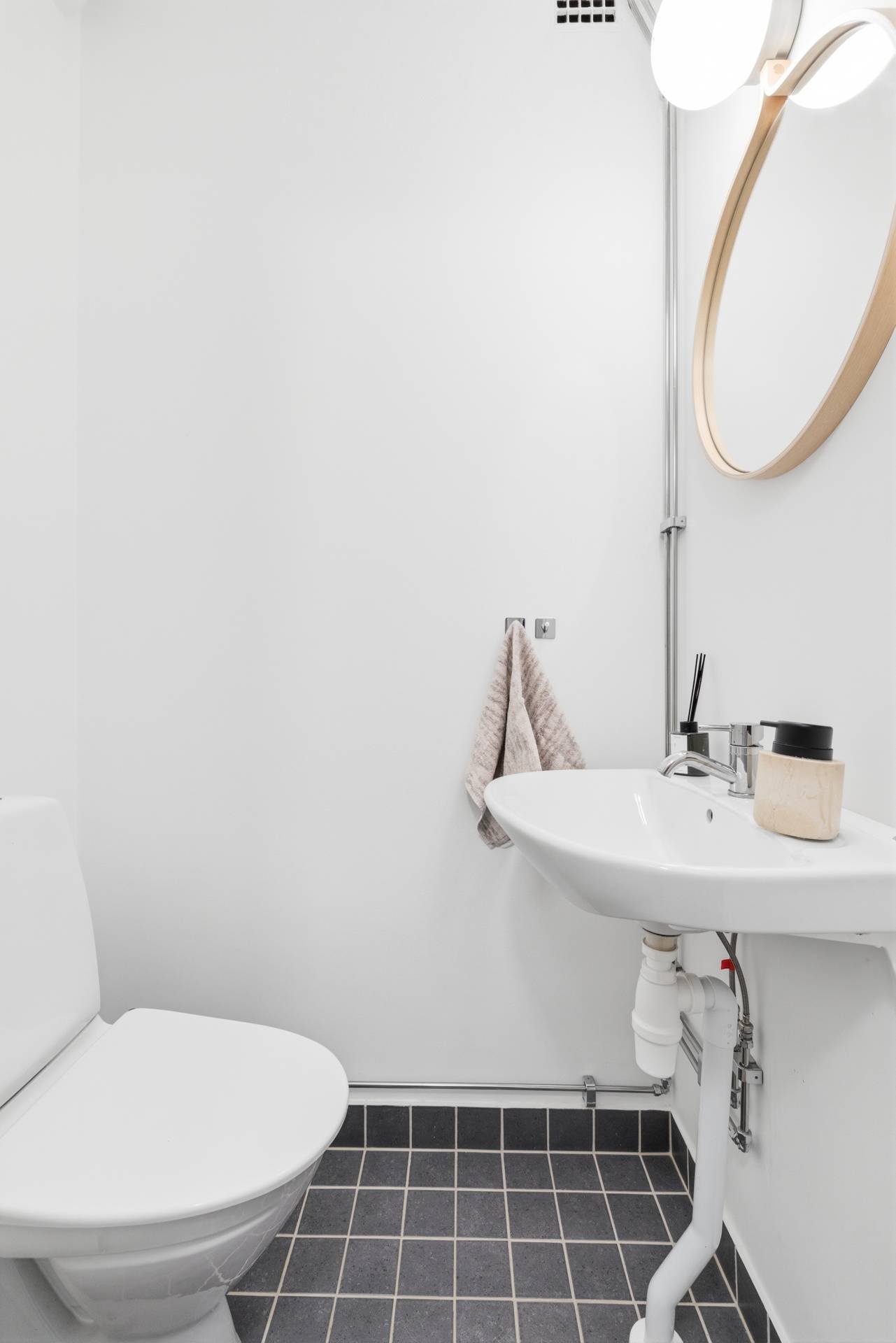 4 rok · 90 m² i Jönköping – bild 14