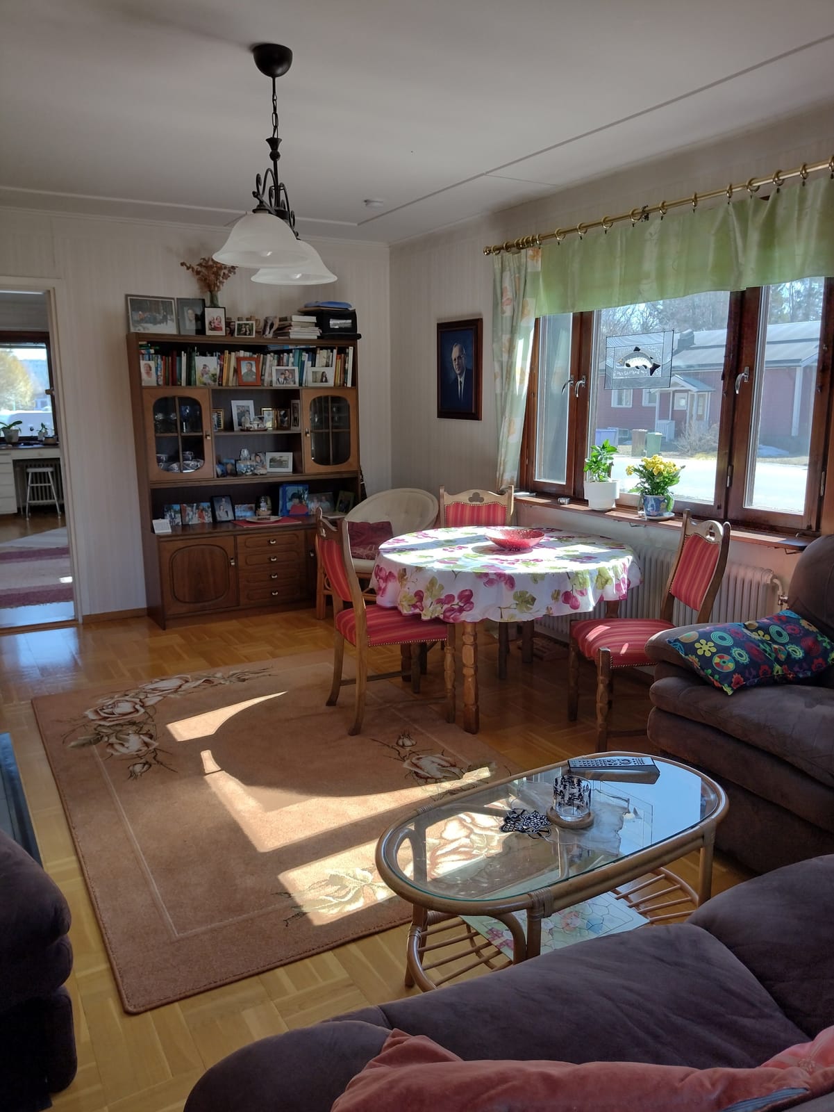 4 rok · 90 m² i Juoksengi – bild 9