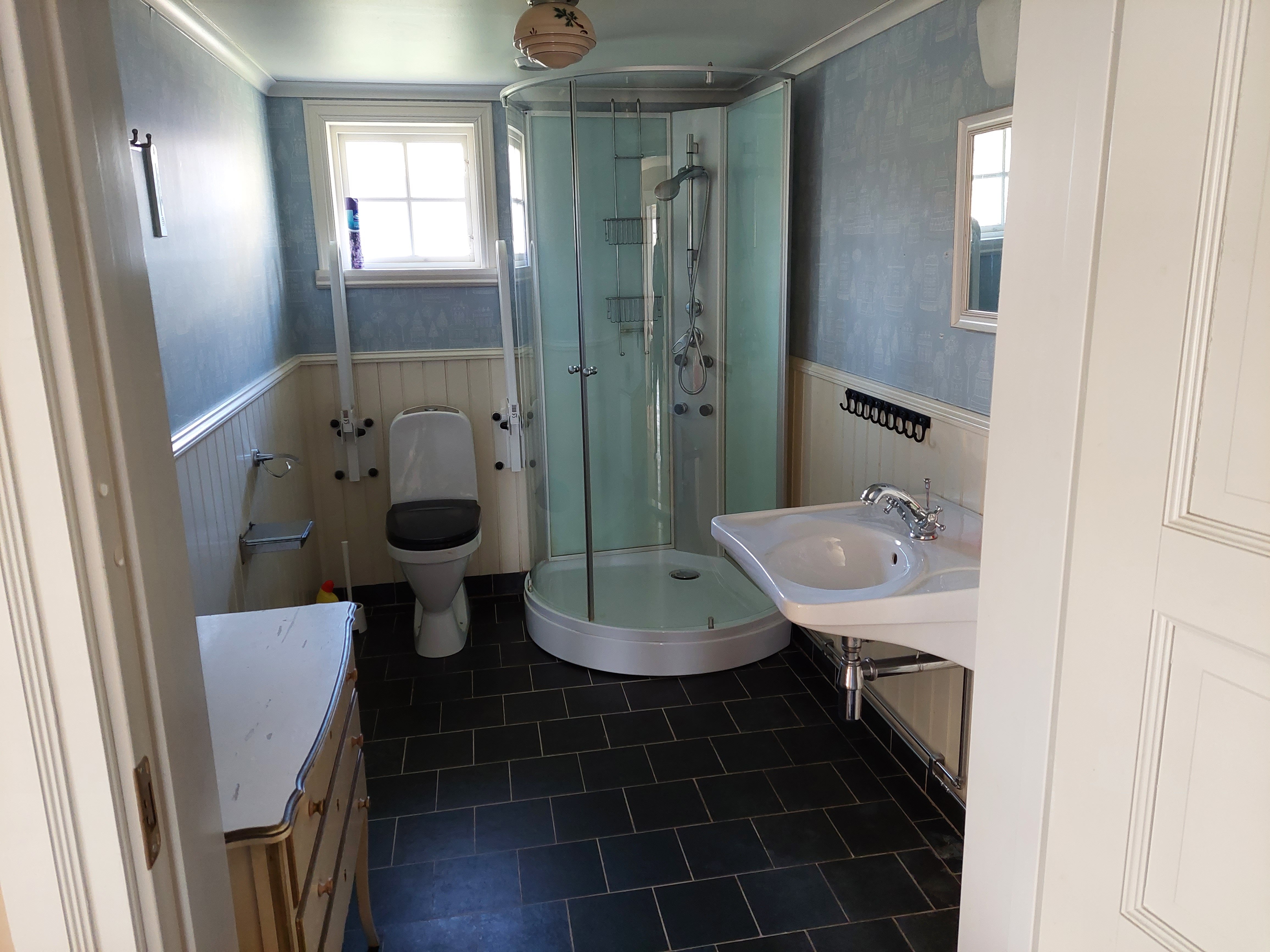 Villa/Hus, 5 rooms, 240 sqm, Mellerud – bild 16