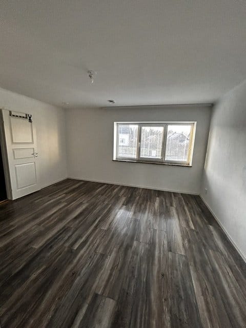 5 rok · 320 m² i Tibro – bild 2