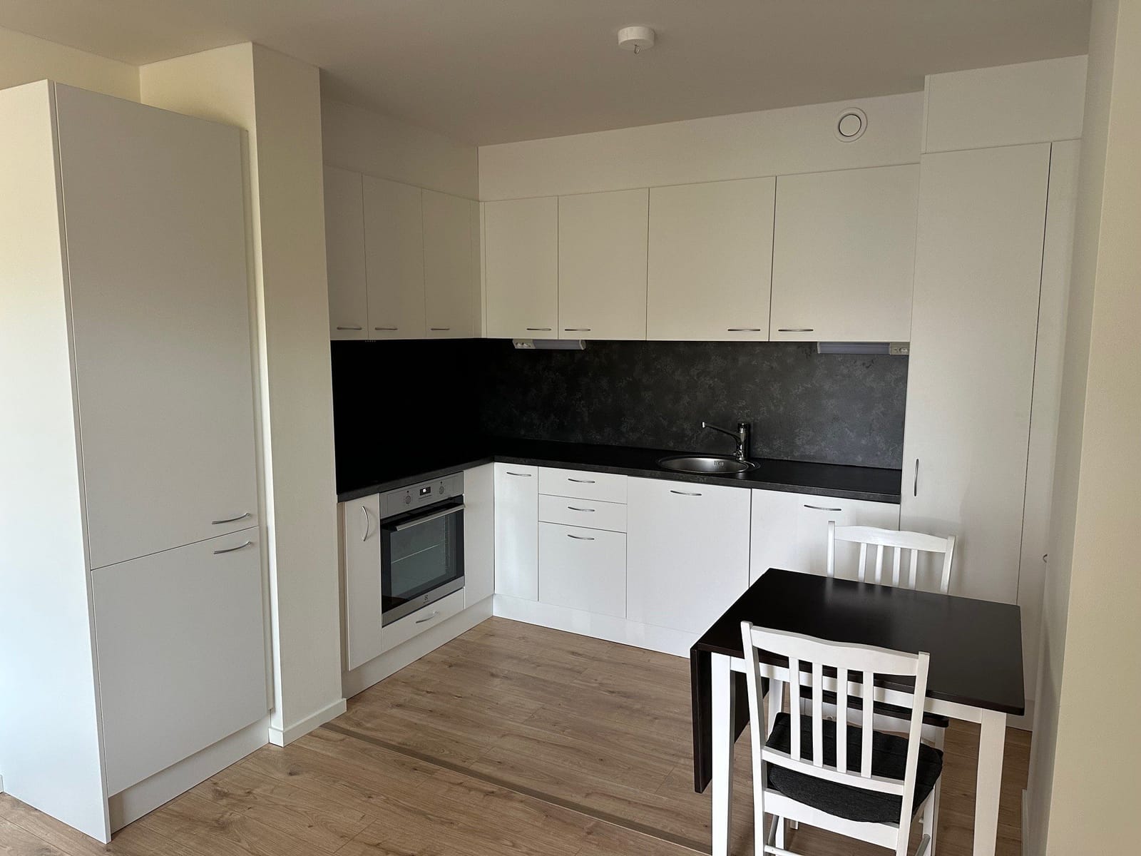 1 rok · 30 m² i Morgongåva – bild 2