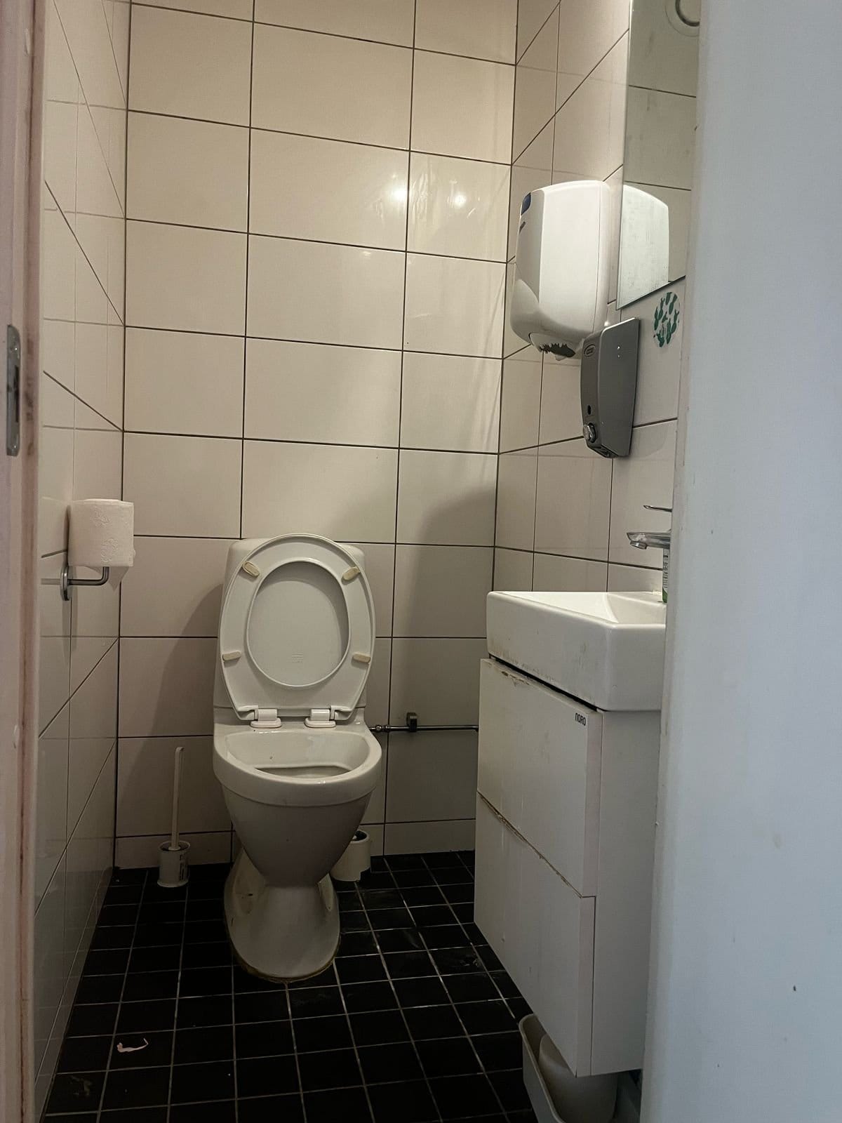 4 rok · 85 m² i Huddinge – bild 3