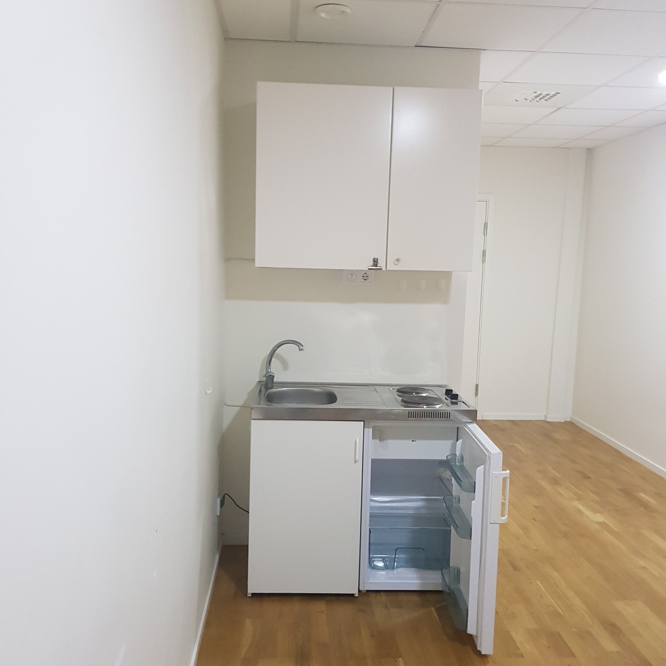 Lägenhet, 1 rooms, 27 sqm, Täby – bild 3