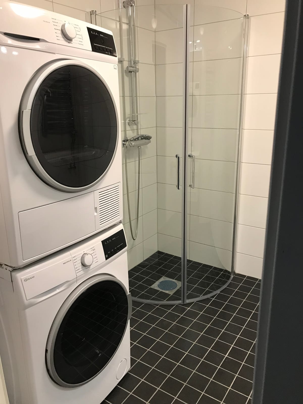 2 rok · 58 m² i Enköping – bild 4