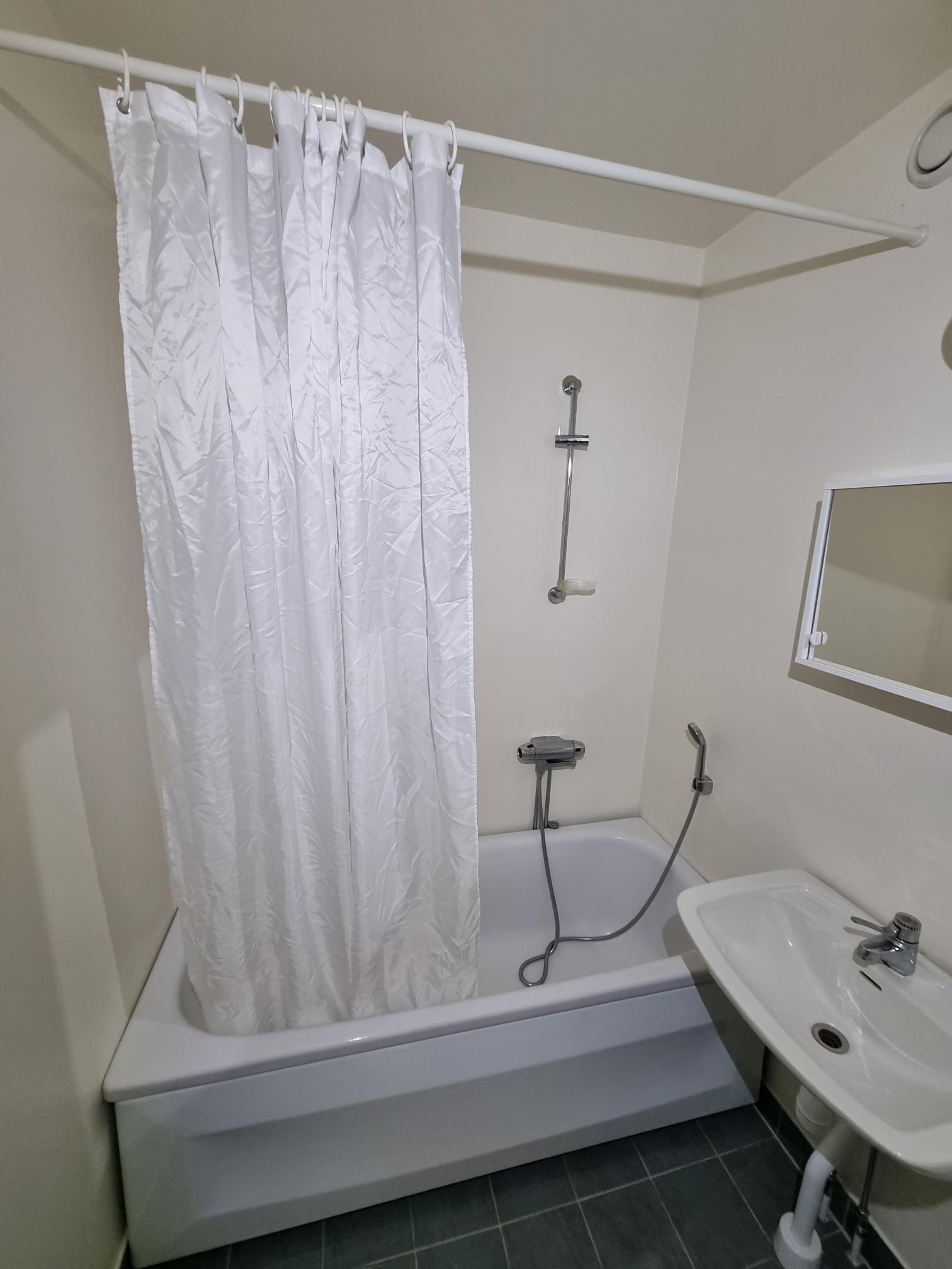 Lägenhet, 1 rooms, 41 sqm, Trollhättan – bild 6