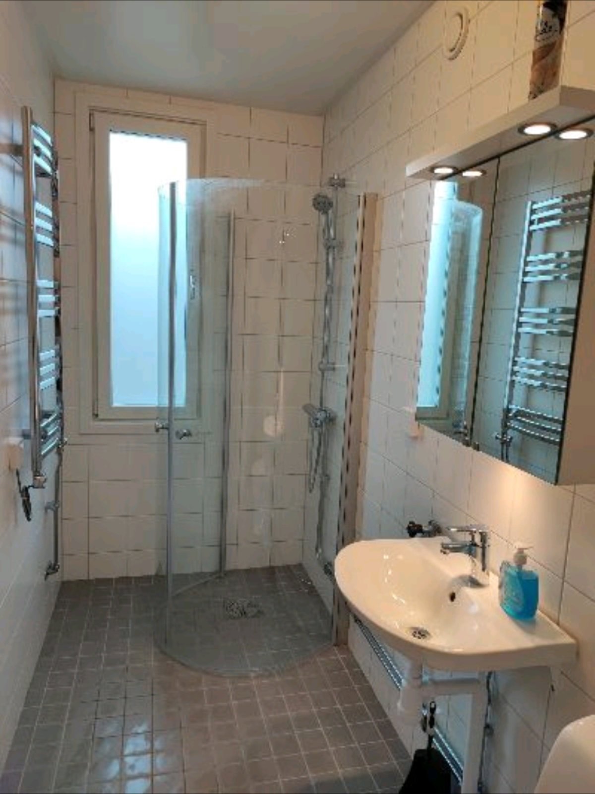 1 rok · 37 m² i Vårby – bild 10