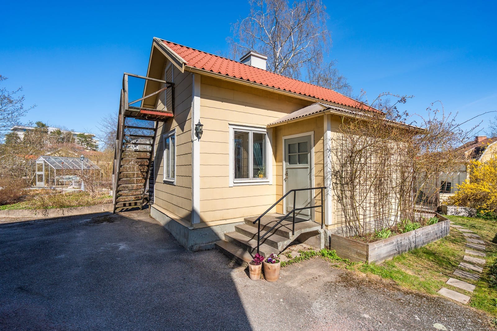 2 rok · 32 m² i Västerås – bild 2