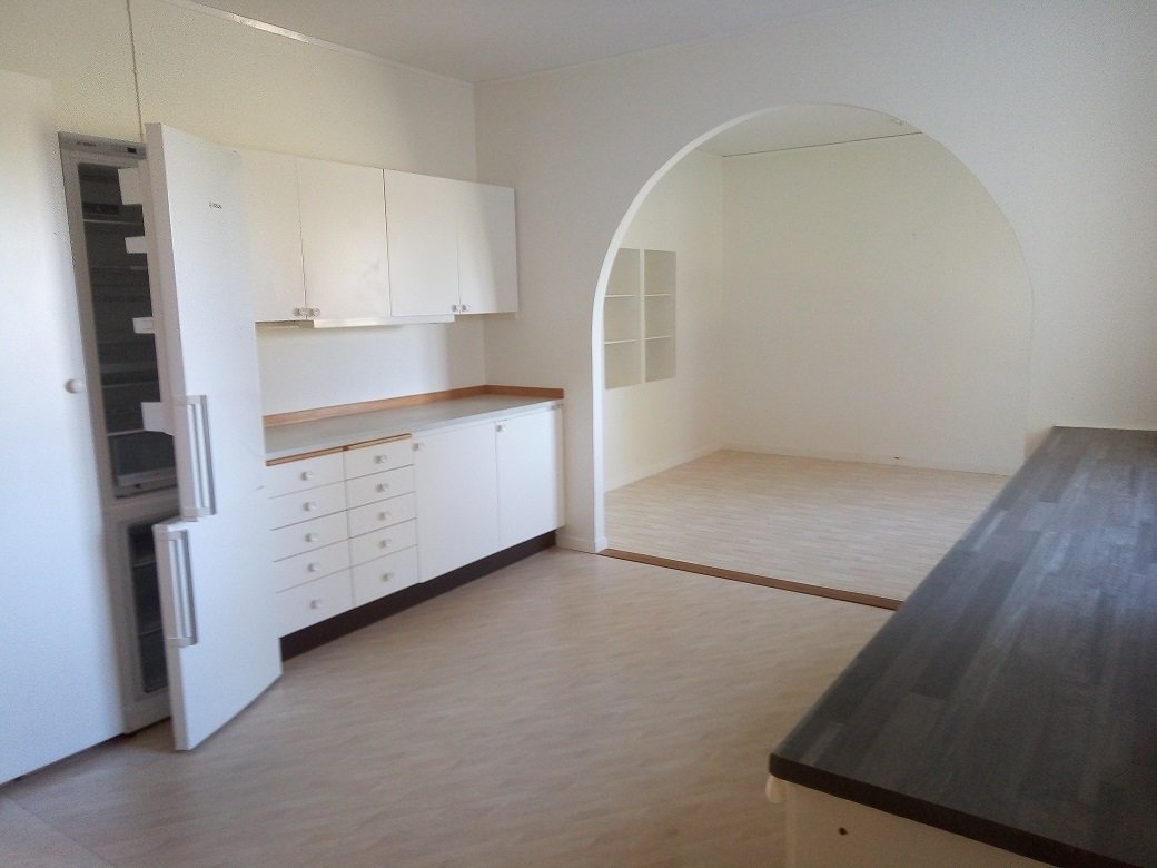 Lägenhet, 4 rooms, 145 sqm, Åsbro – bild 2