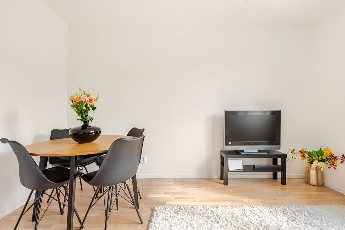 Lägenhet, 2 rooms, 42 sqm, Älvsjö – bild 4