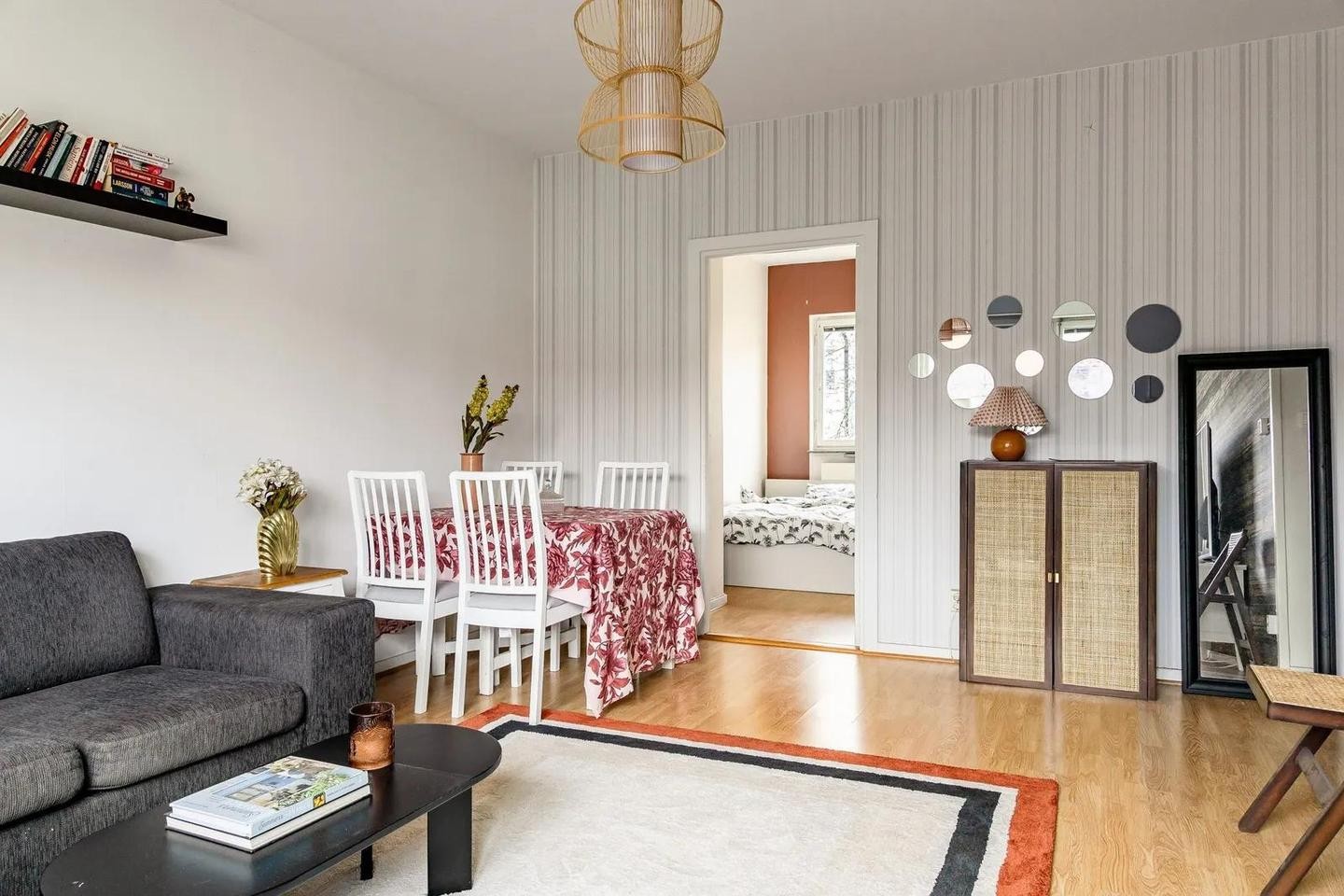 Lägenhet, 2 rooms, 42 sqm, Bromma