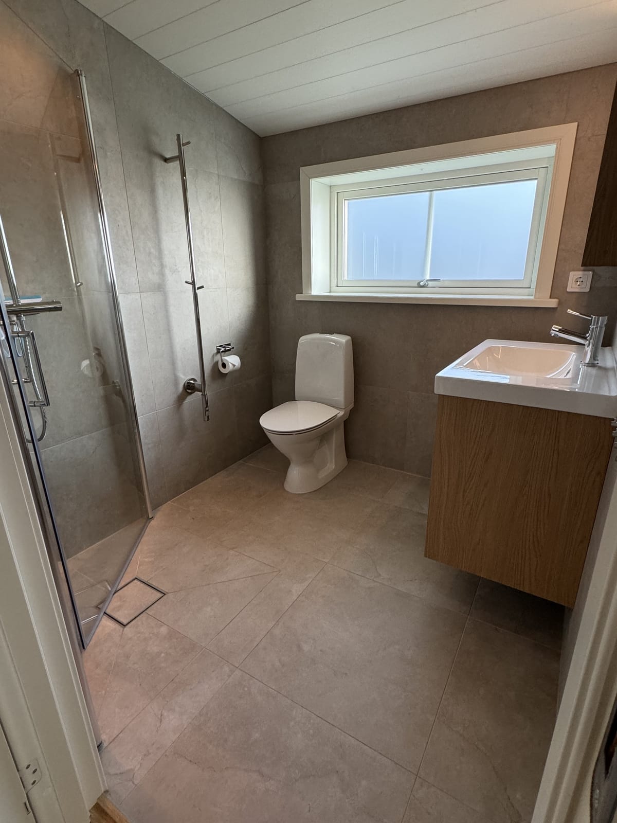 6 rok · 220 m² i Siljansnäs – bild 15