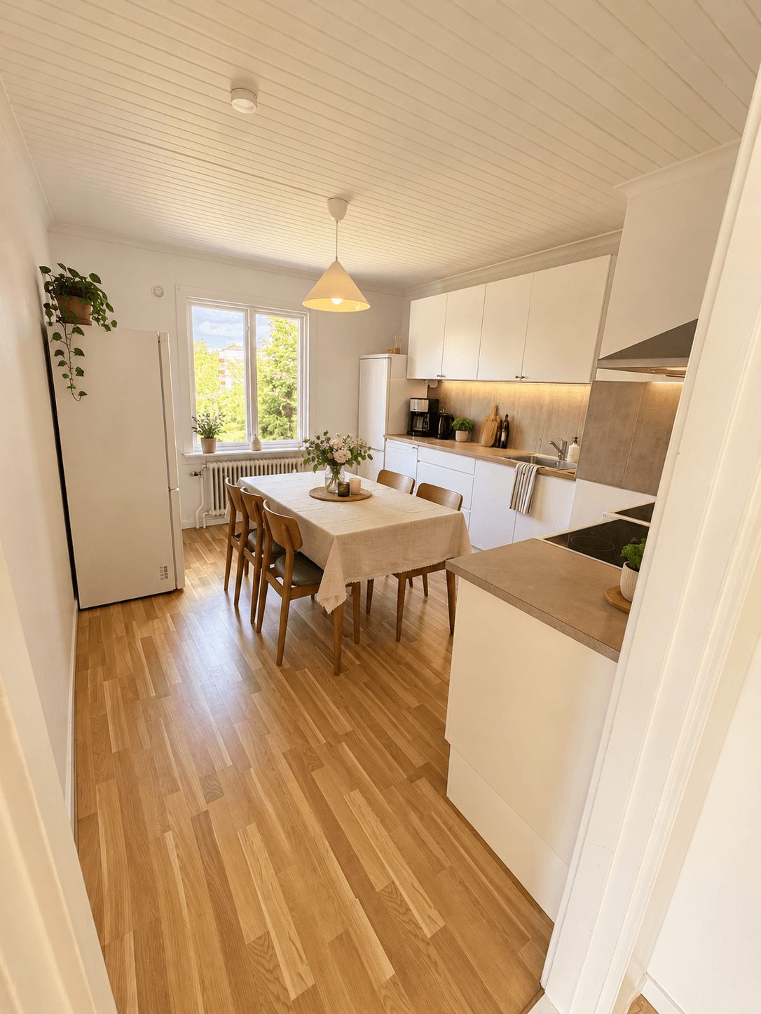 20 rok · 560 m² i Sandviken – bild 9