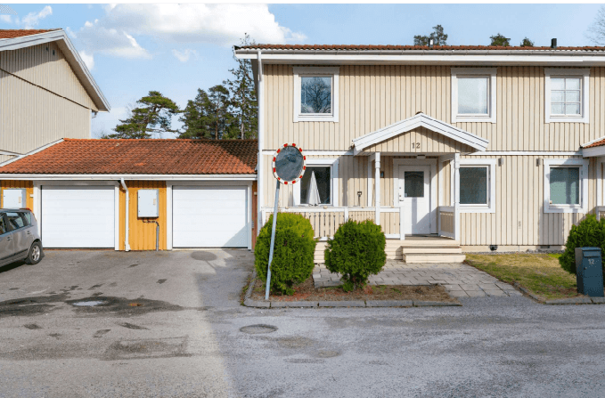 Duplex, 4 rooms, 107 sqm, Södertälje