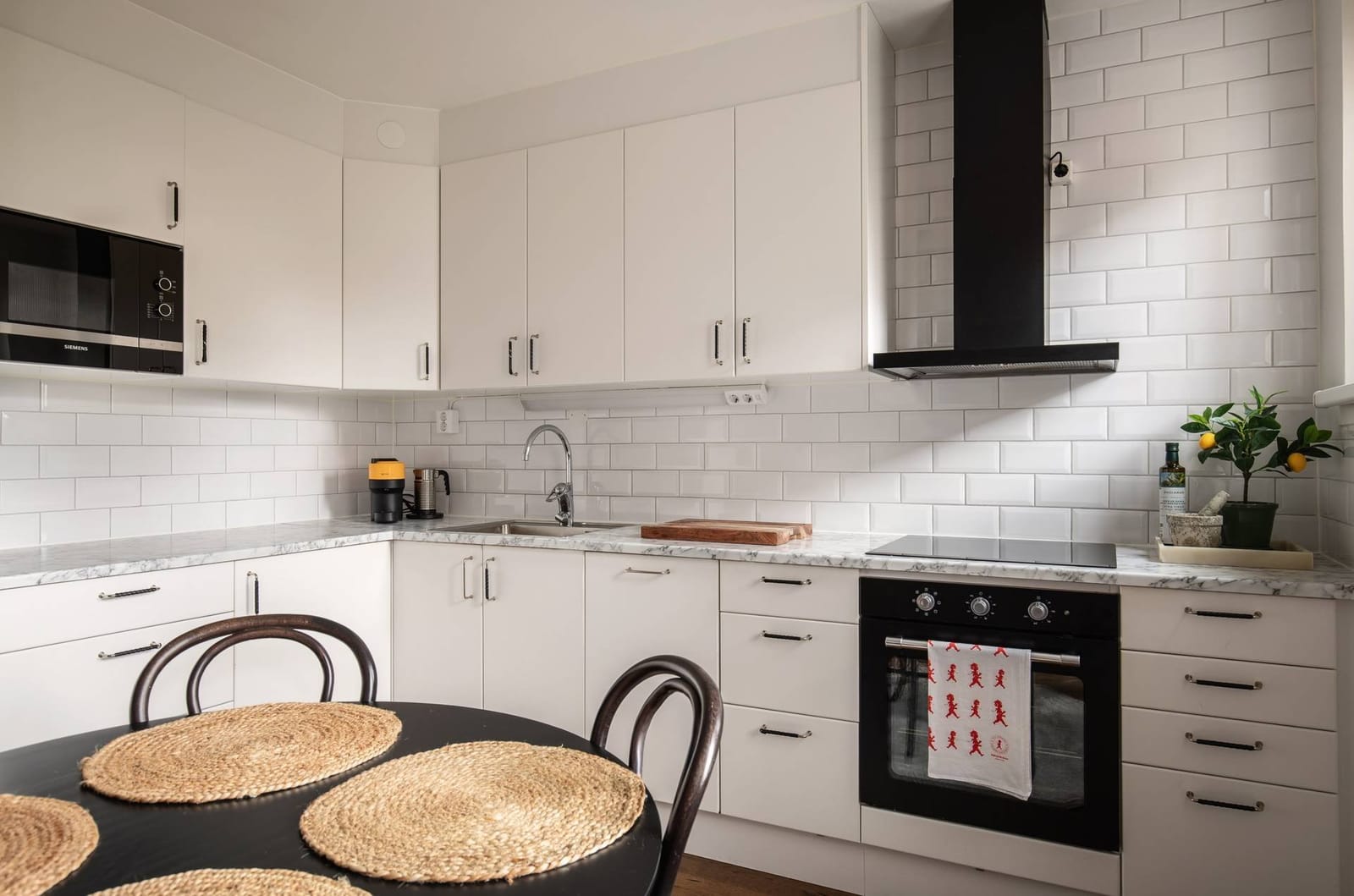 2 rok · 37 m² i Saltsjö-boo – bild 5