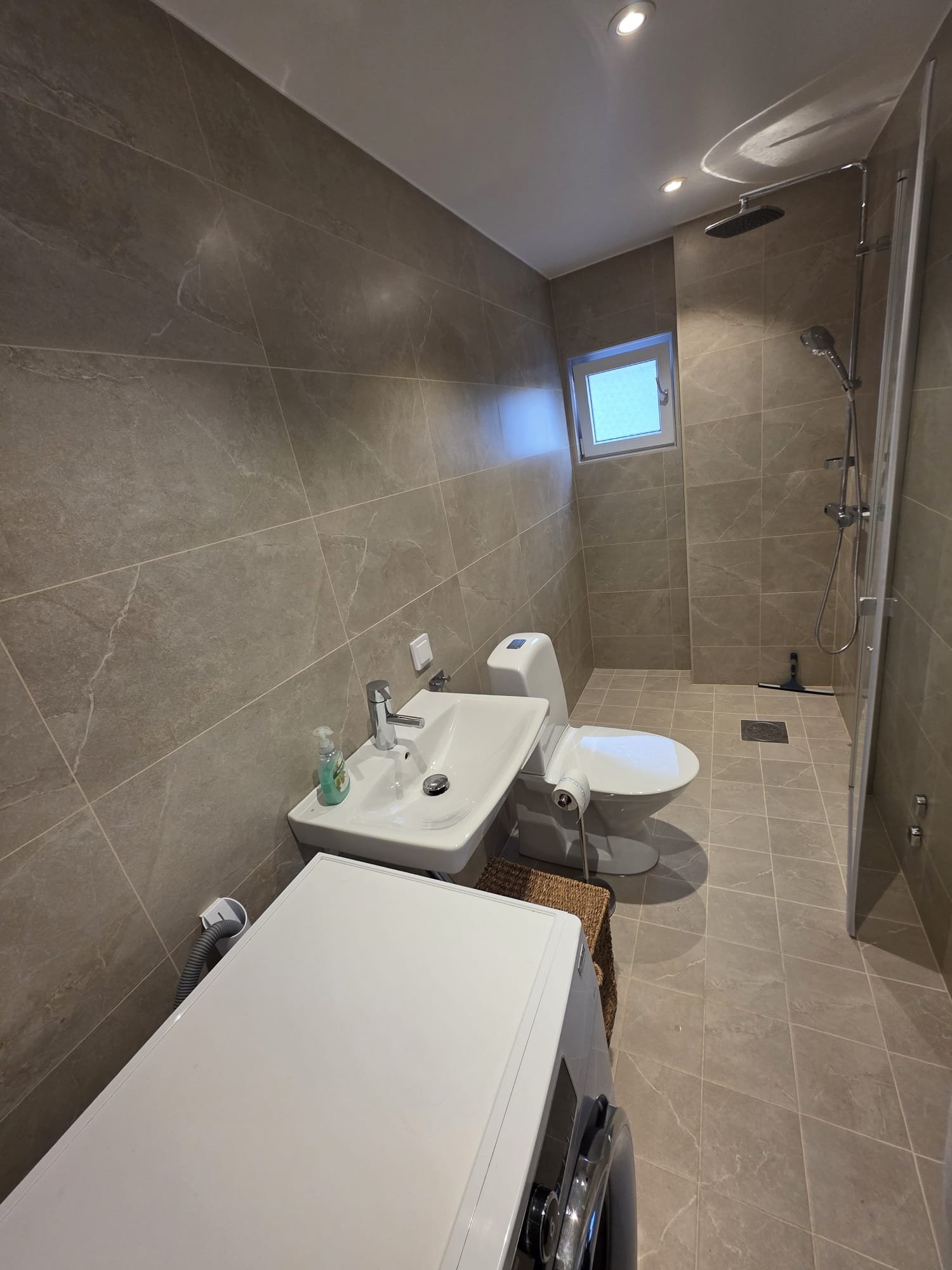 Lägenhet, 2 rooms, 35 sqm, Sollentuna – bild 4
