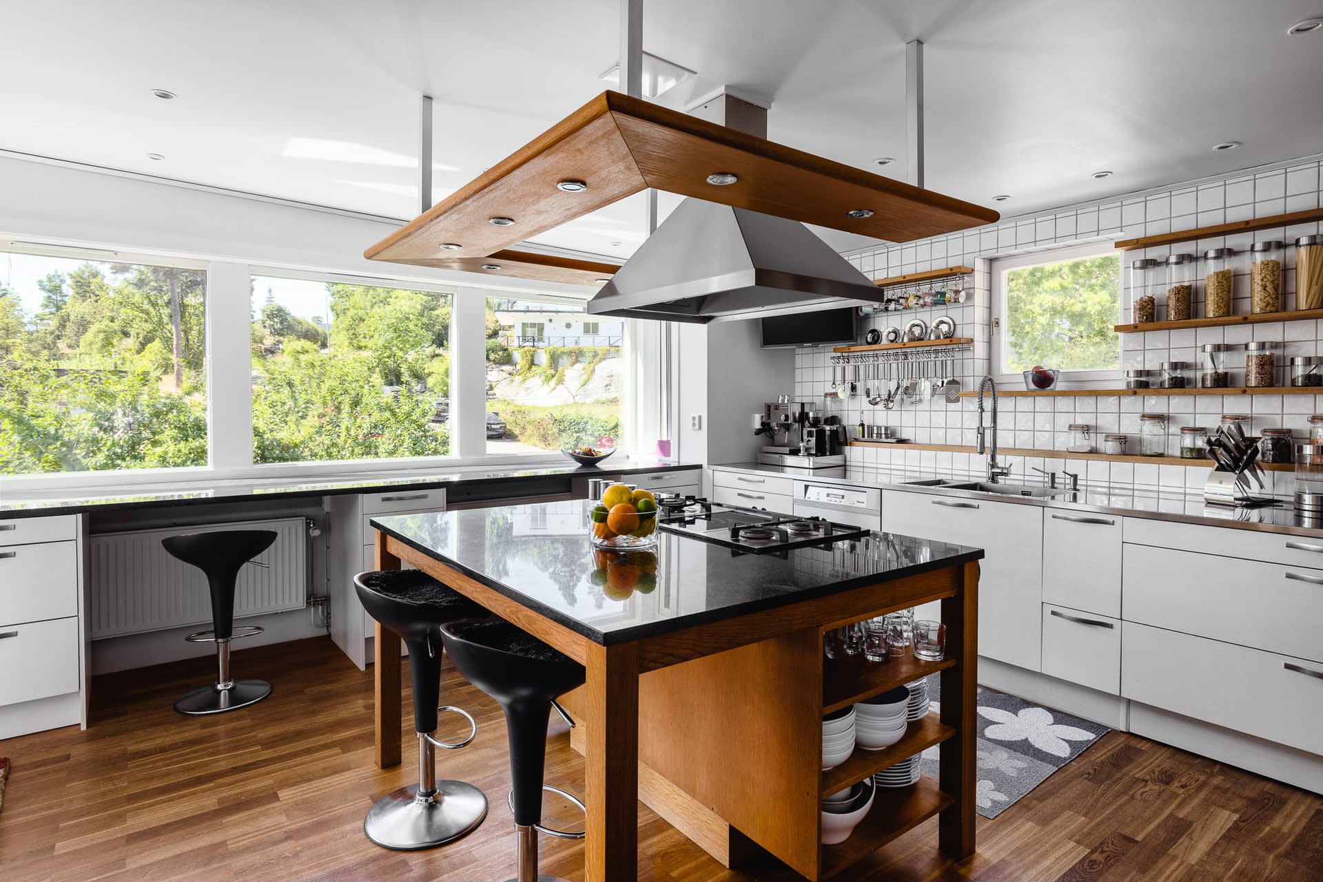 Villa/Hus, 8 rooms, 342 sqm, Saltsjöbaden – bild 2
