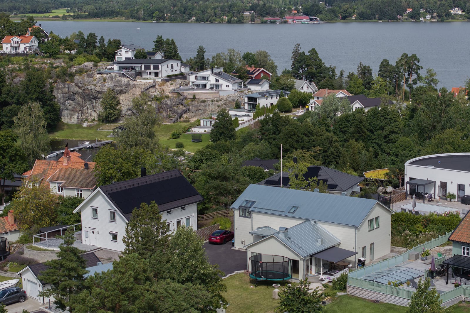 10 rok · 280 m² i Ekerö – bild 3