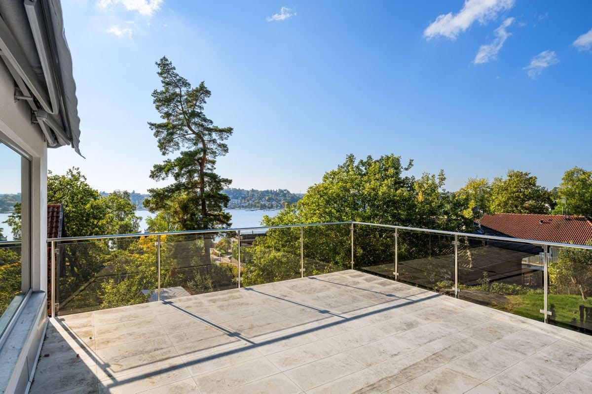 6 rok · 200 m² i Sollentuna – bild 3