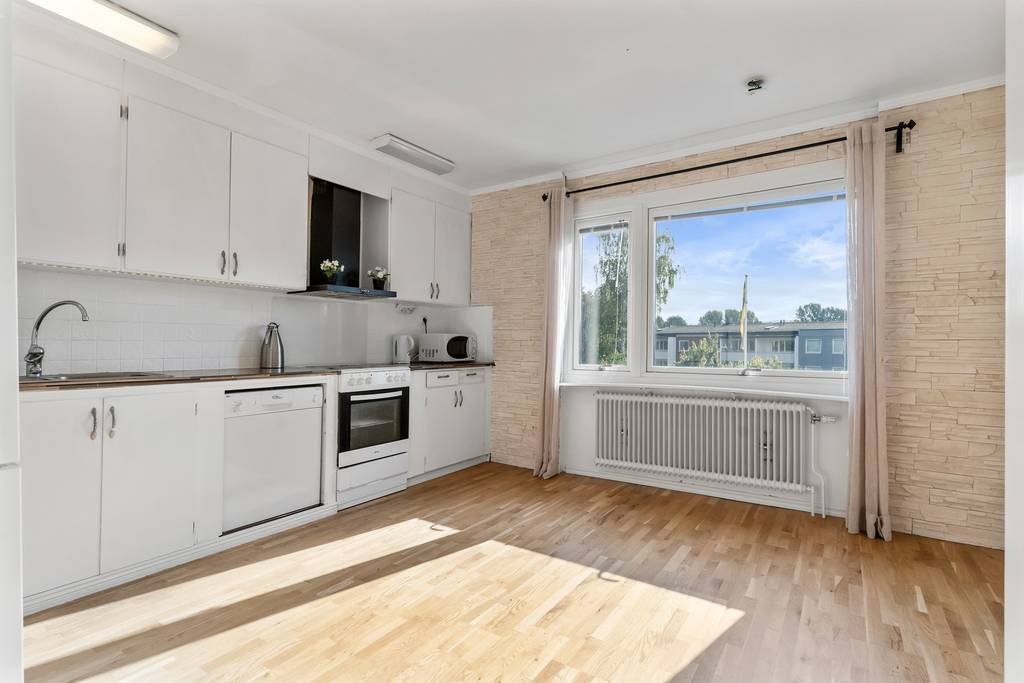 Lägenhet, 2 rooms, 67 sqm, Trollhättan – Trollhättan