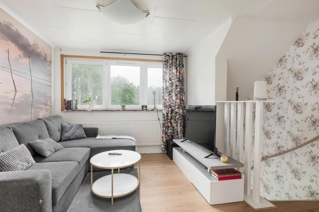 8 rok · 150 m² i Norrahammar – bild 10