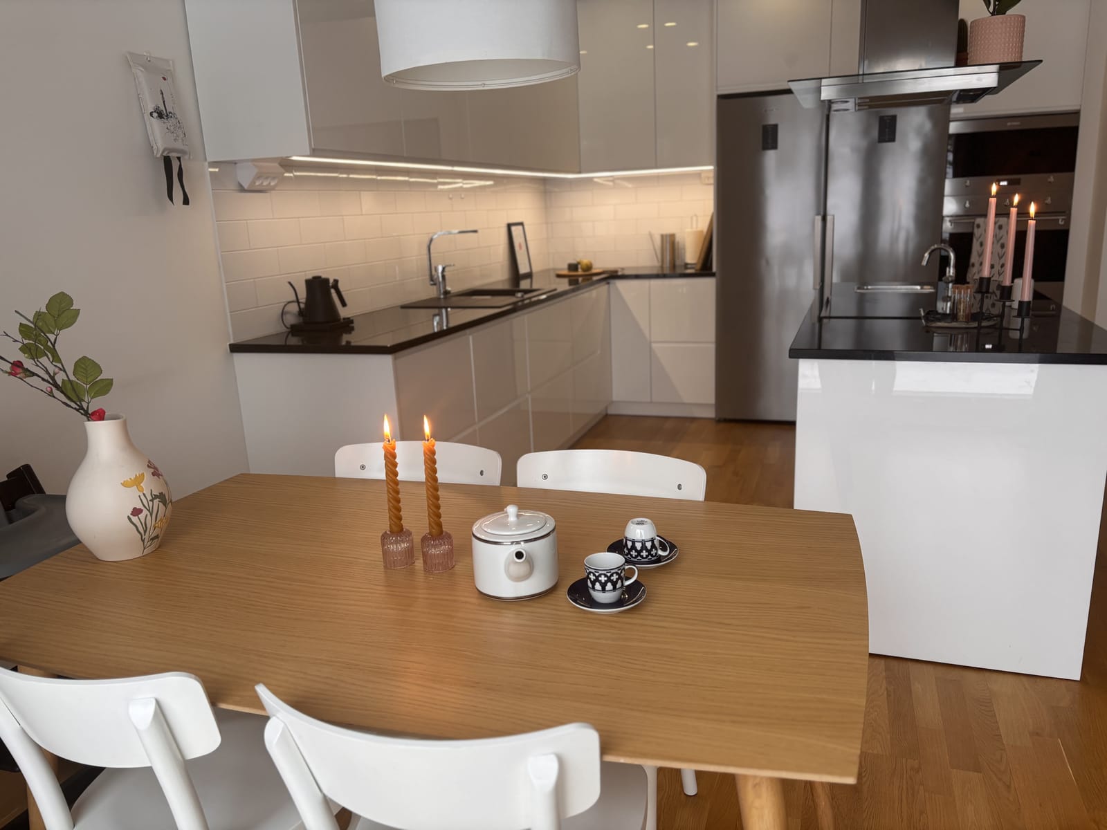 8 rok · 184 m² i Enköping – bild 7