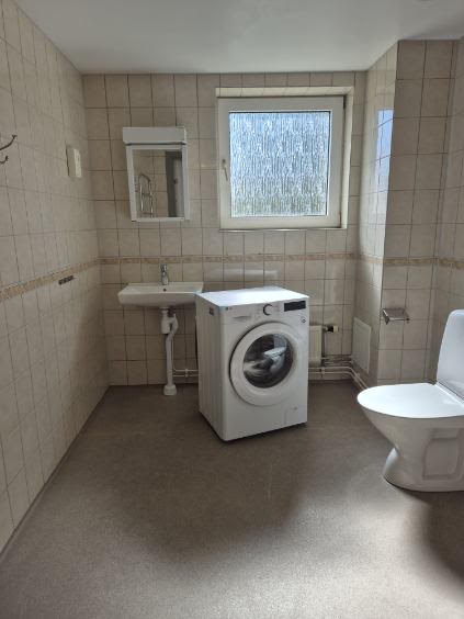 1 rok · 36 m² i Kvänum – bild 8