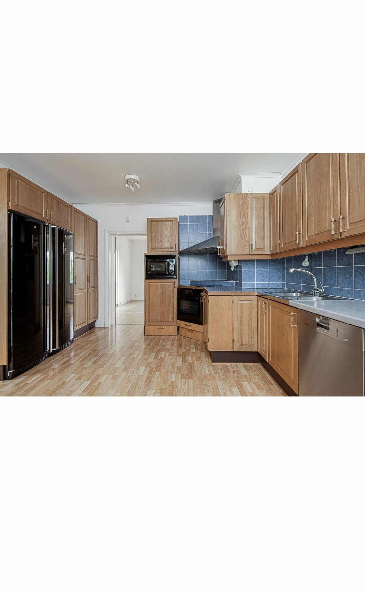 Villa/Hus, 7 rooms, 270 sqm, Västerås – bild 4