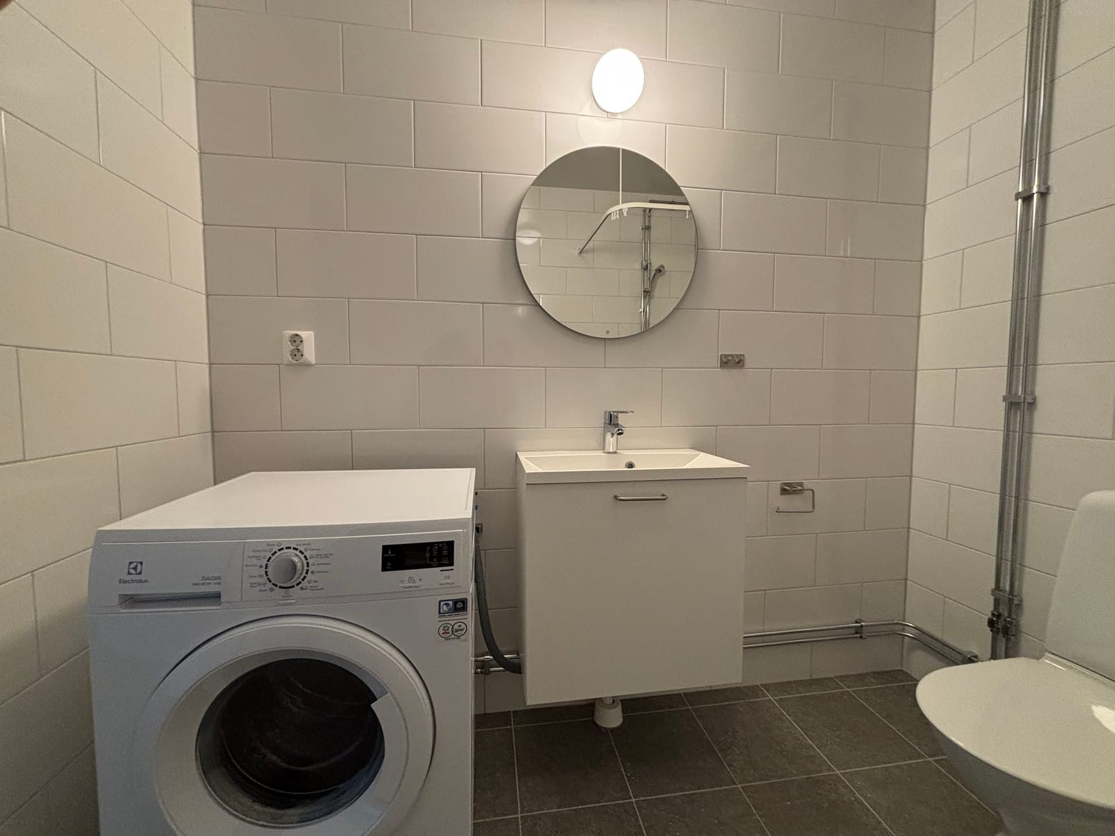 2 rok · 55 m² i Enköping – bild 8