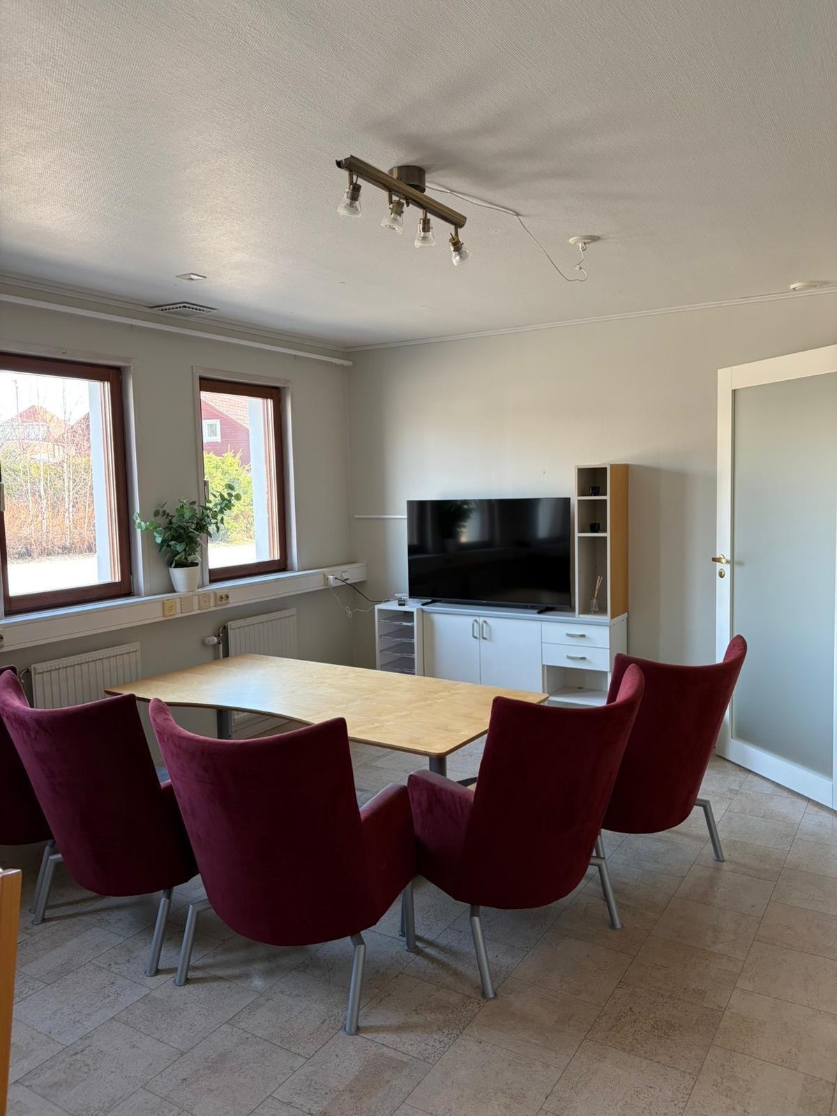 14 rok · 240 m² i Falun – bild 6