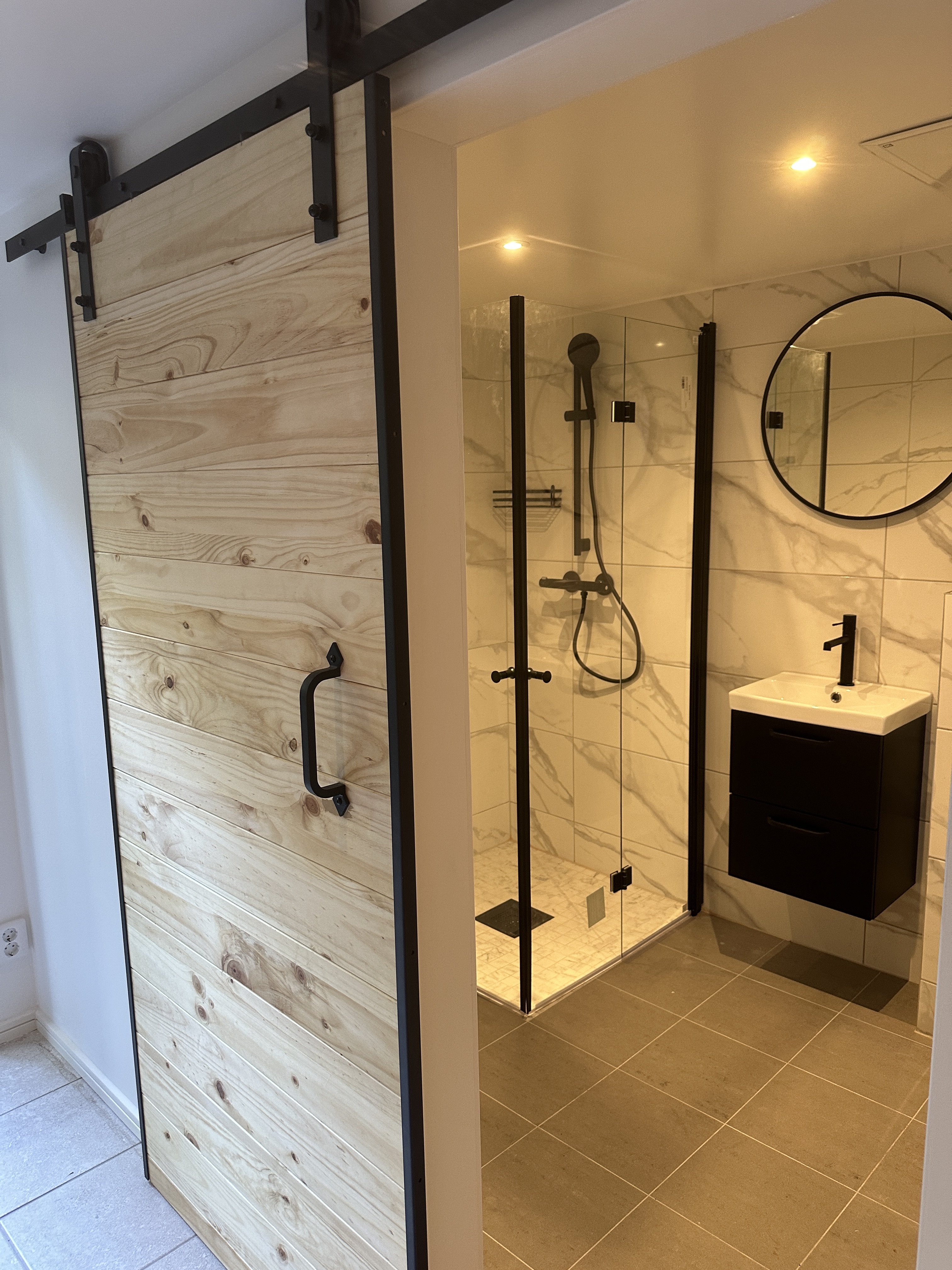 Lägenhet, 1 rooms, 25 sqm, Täby – bild 4