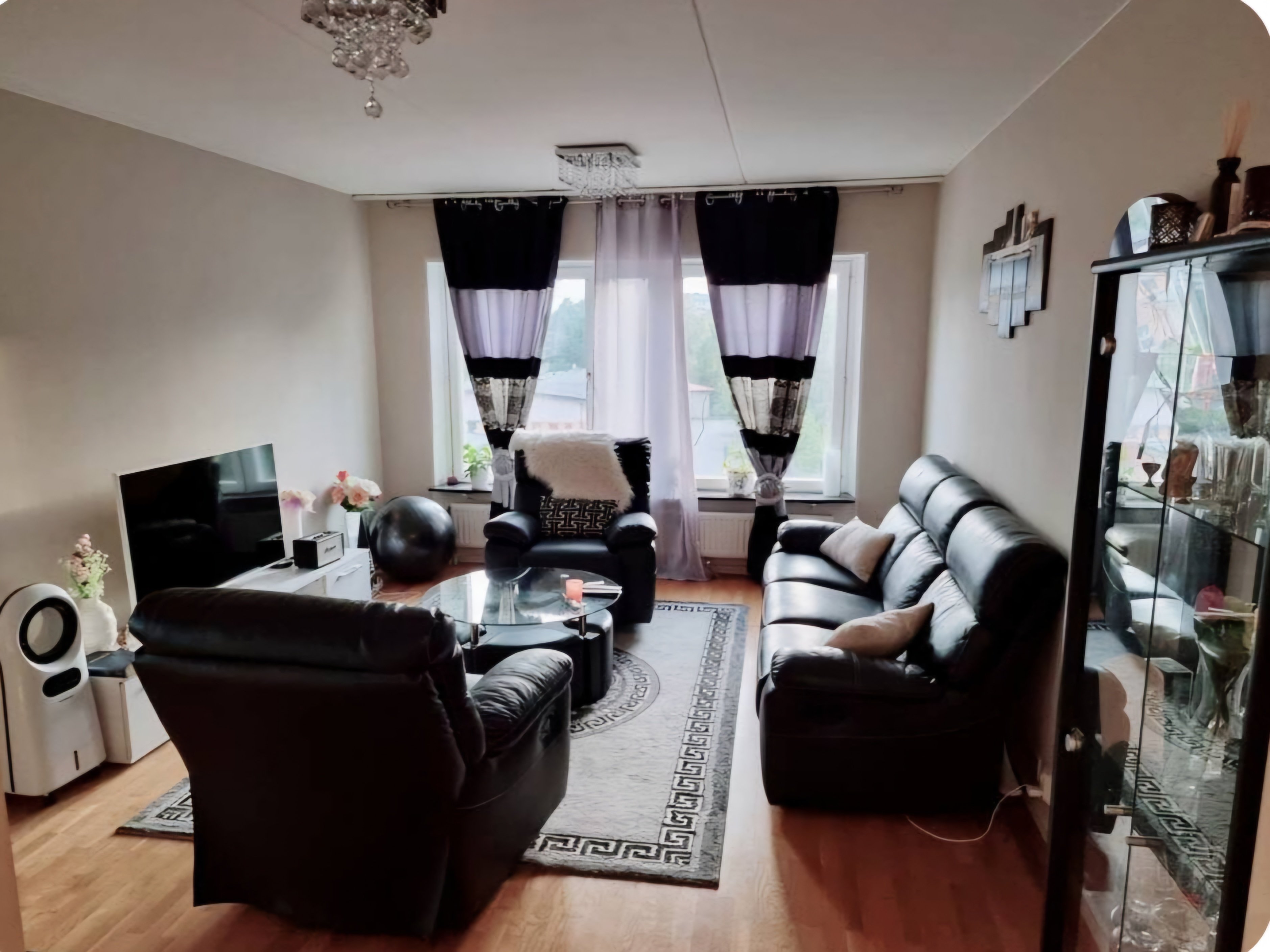 Lägenhet, 3 rooms, 58 sqm, Hässelby – bild 2