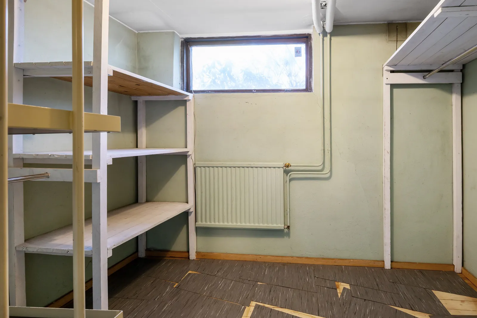 9 rok · 290 m² i Södertälje – bild 25