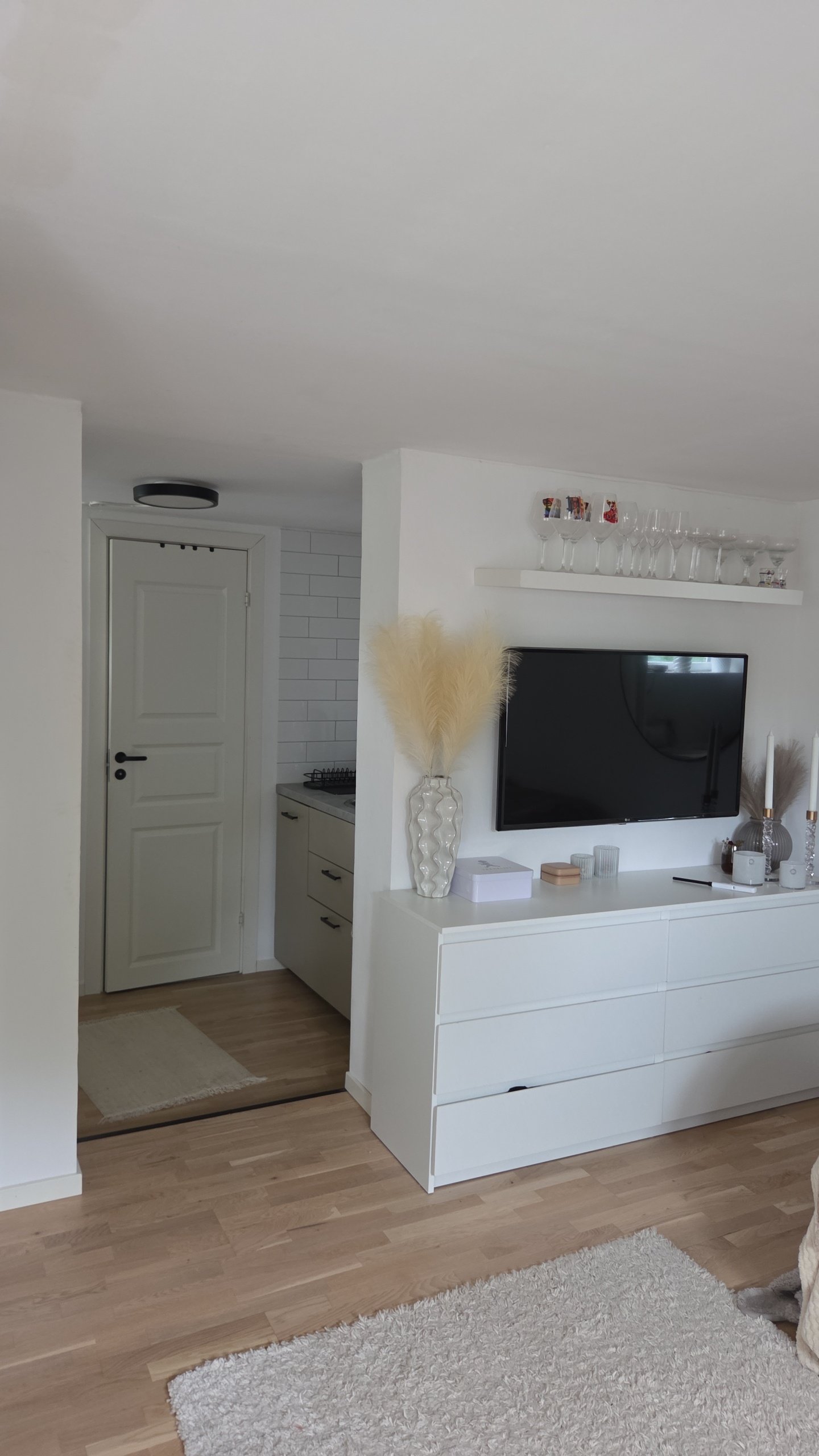 2 rok · 25 m² i Hässelby – bild 4