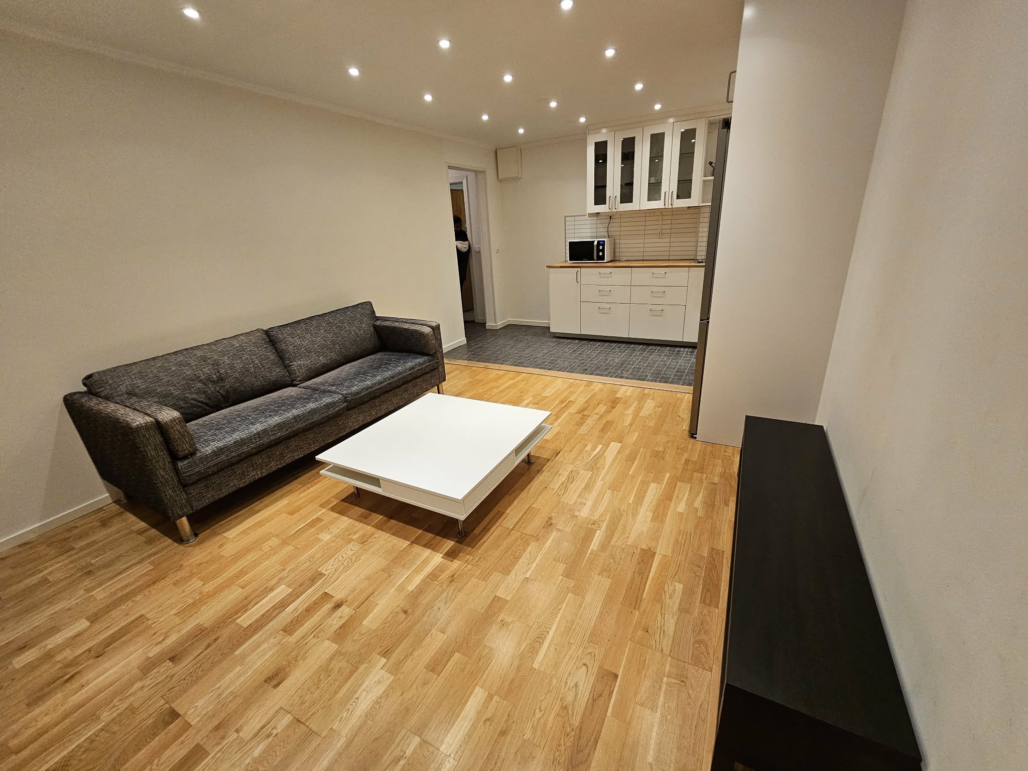 Lägenhet, 3 rooms, 47 sqm, Sollentuna – bild 2