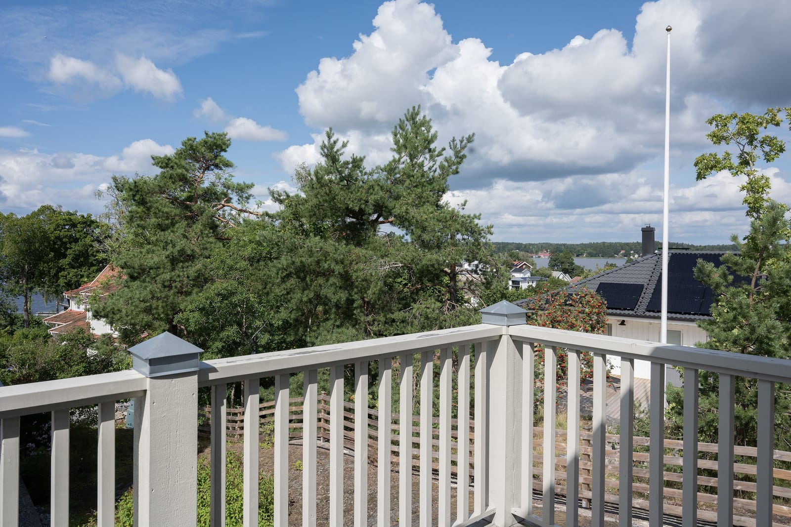 10 rok · 280 m² i Ekerö – bild 6