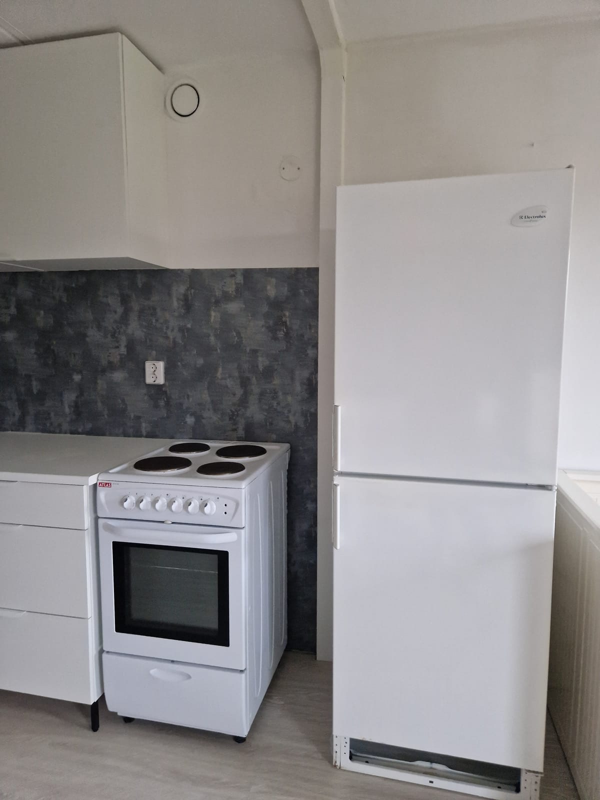 Lägenhet, 1 rooms, 35 sqm, Sollentuna