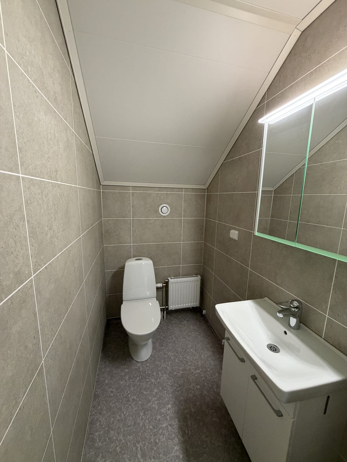 4 rok · 103 m² i Grillby – bild 9