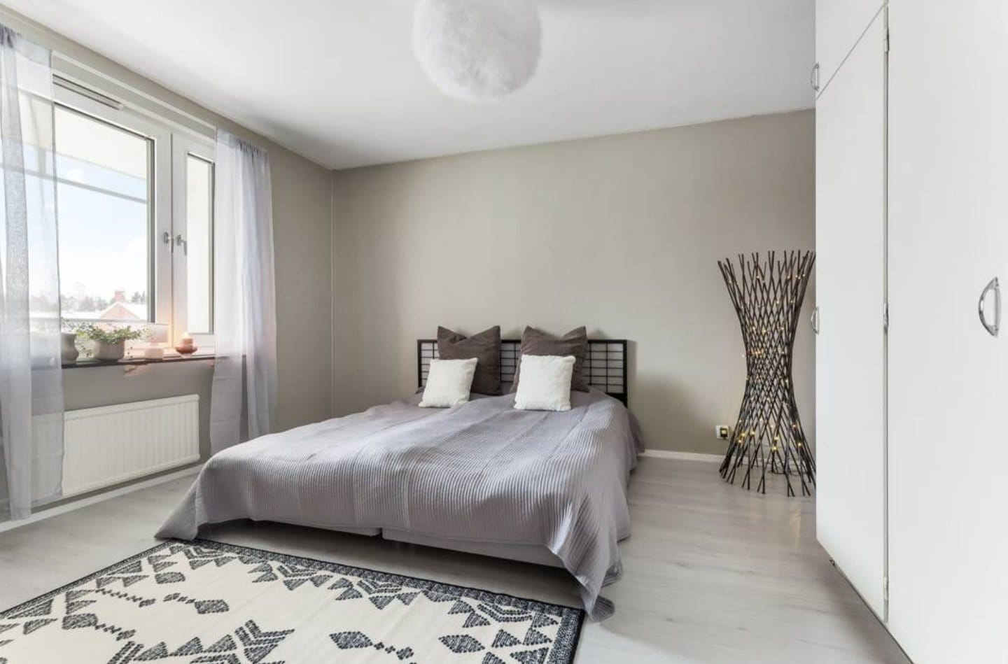 1 rok · 25 m² i Sollentuna – bild 3