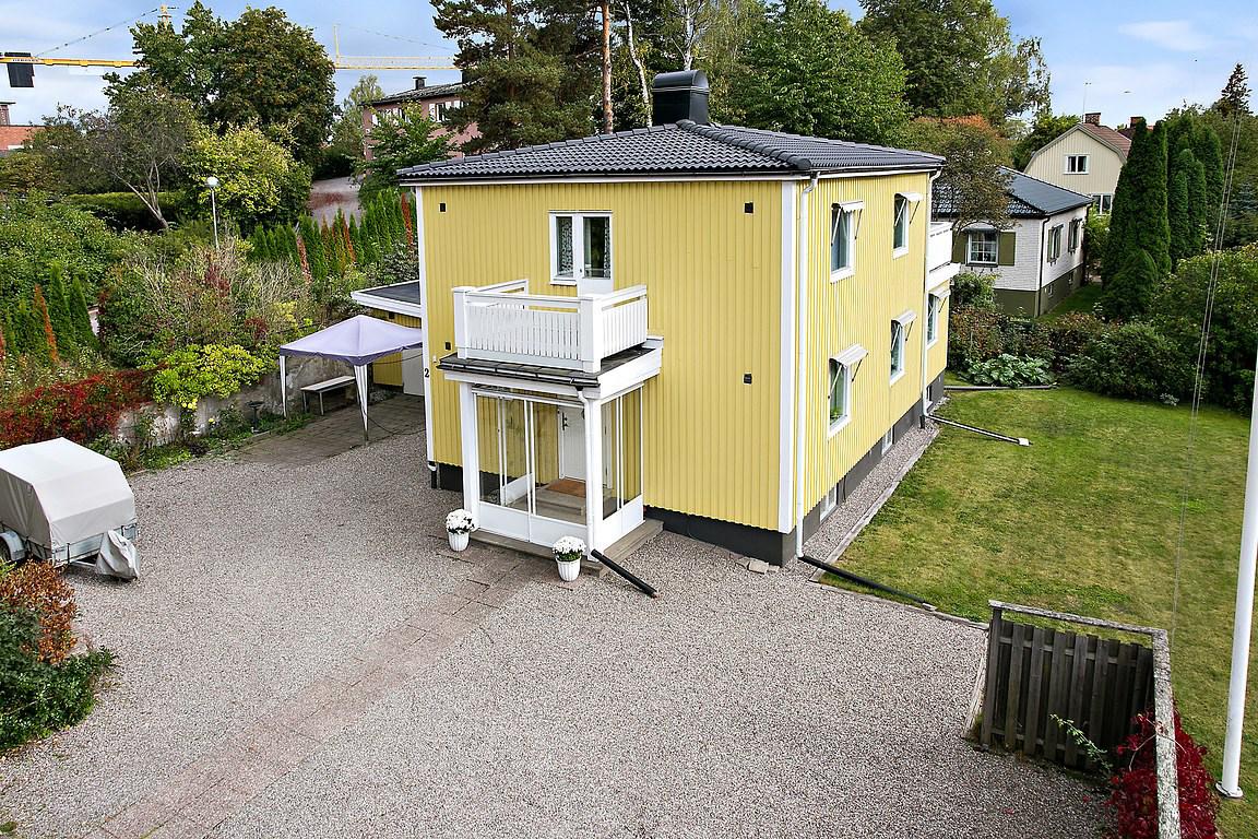 Villa/Hus, 7 rooms, 250 sqm, Södertälje