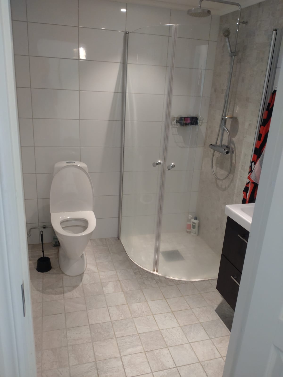 2 rok · 54 m² i Surte – bild 3