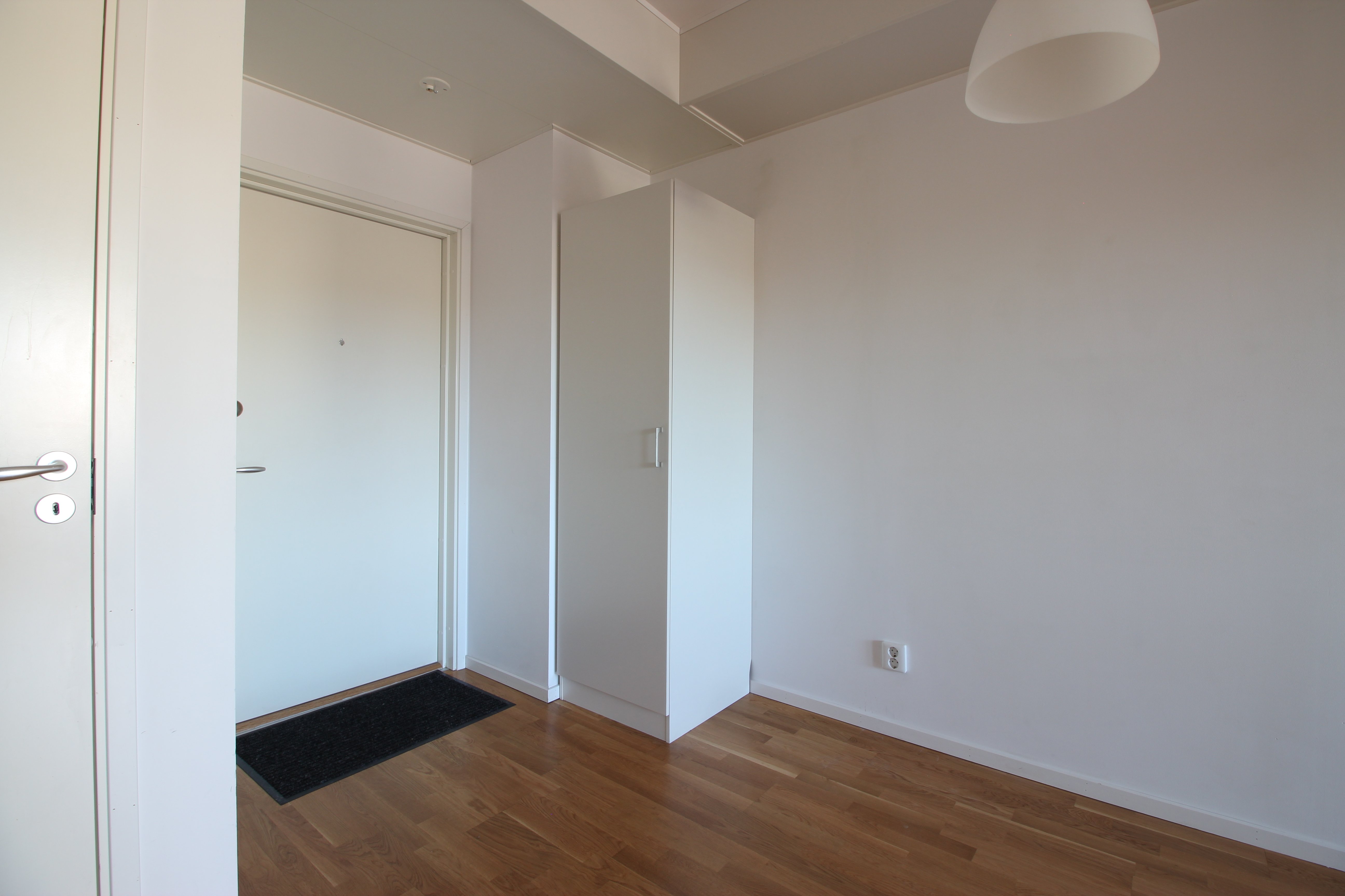 Lägenhet, 2 rooms, 43 sqm, Täby – bild 3