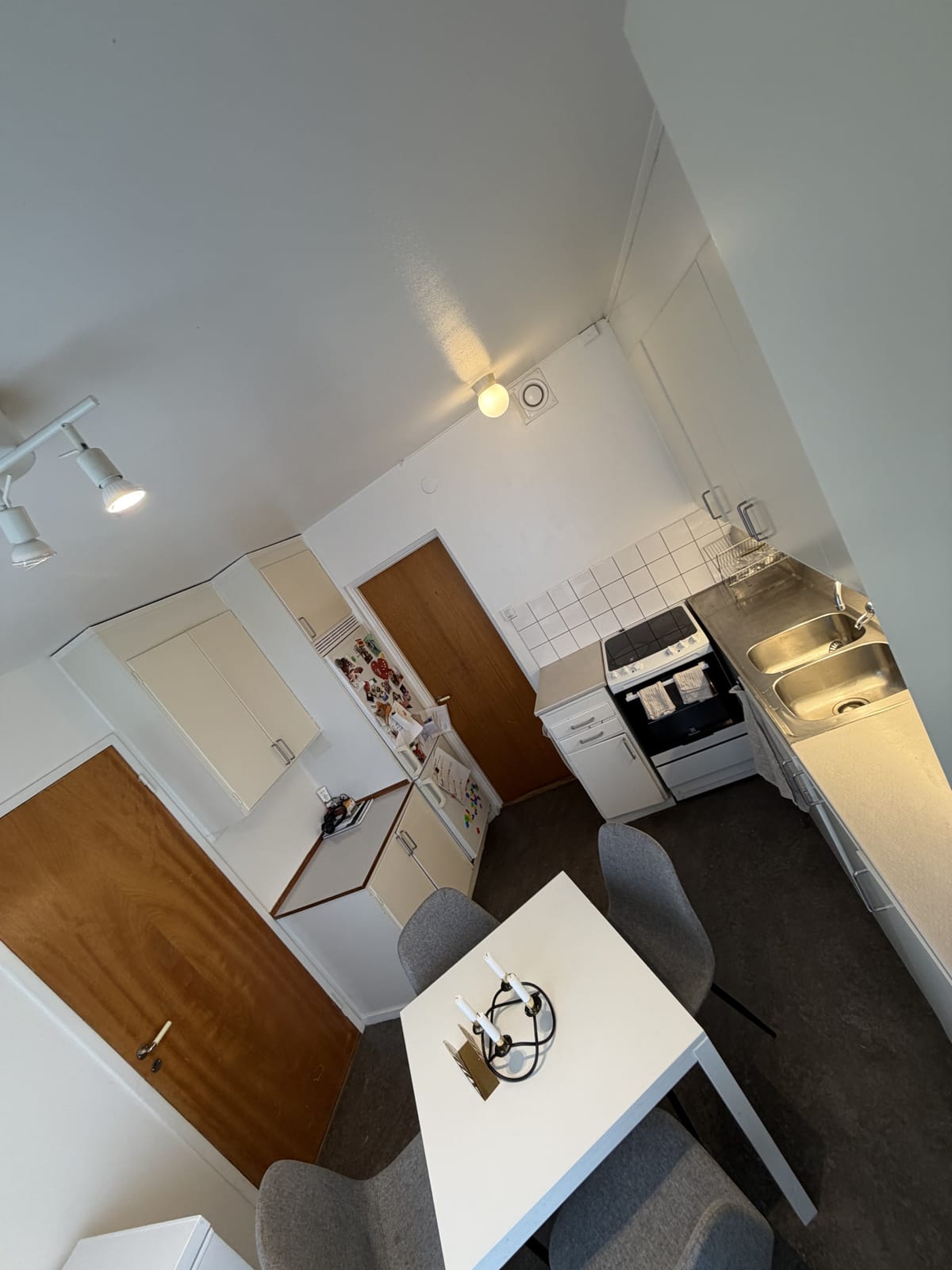 1 rok · 25 m² i Hässelby – bild 6