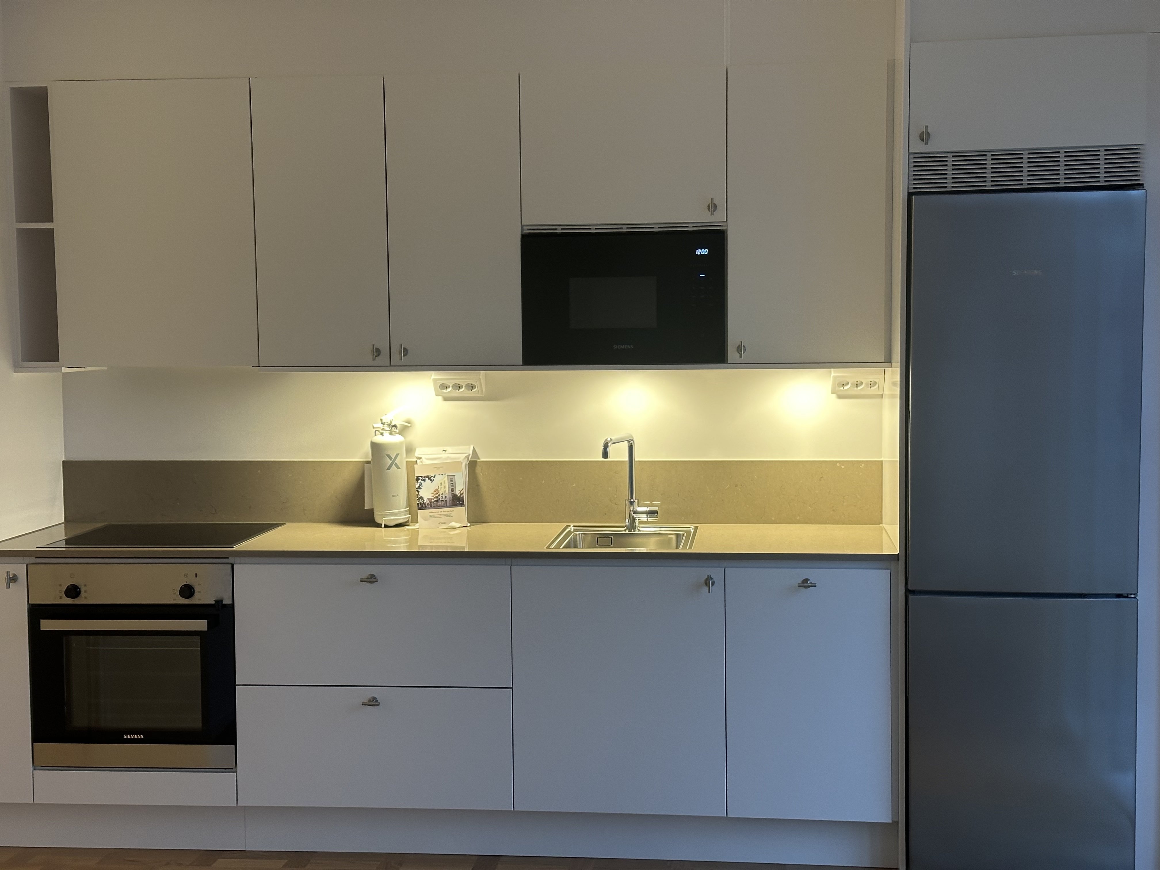 Lägenhet, 1 rooms, 28 sqm, Stockholm – bild 2