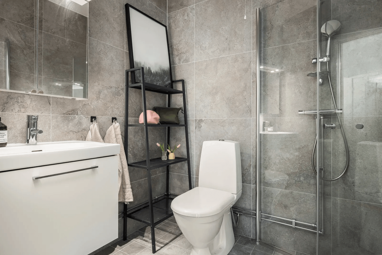 5 rok · 103 m² i Älvsjö – bild 3